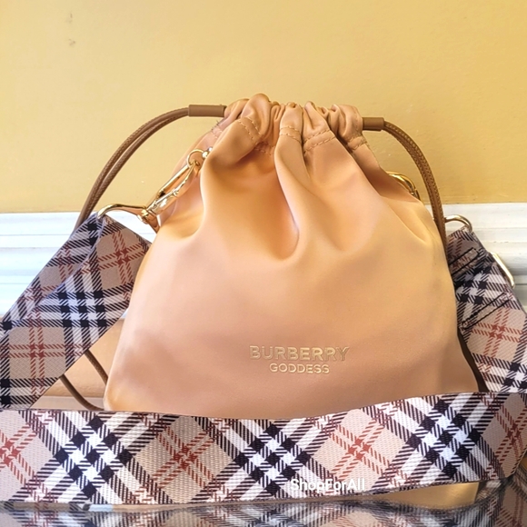 Burberry draw string bag - Picture 2 of 11